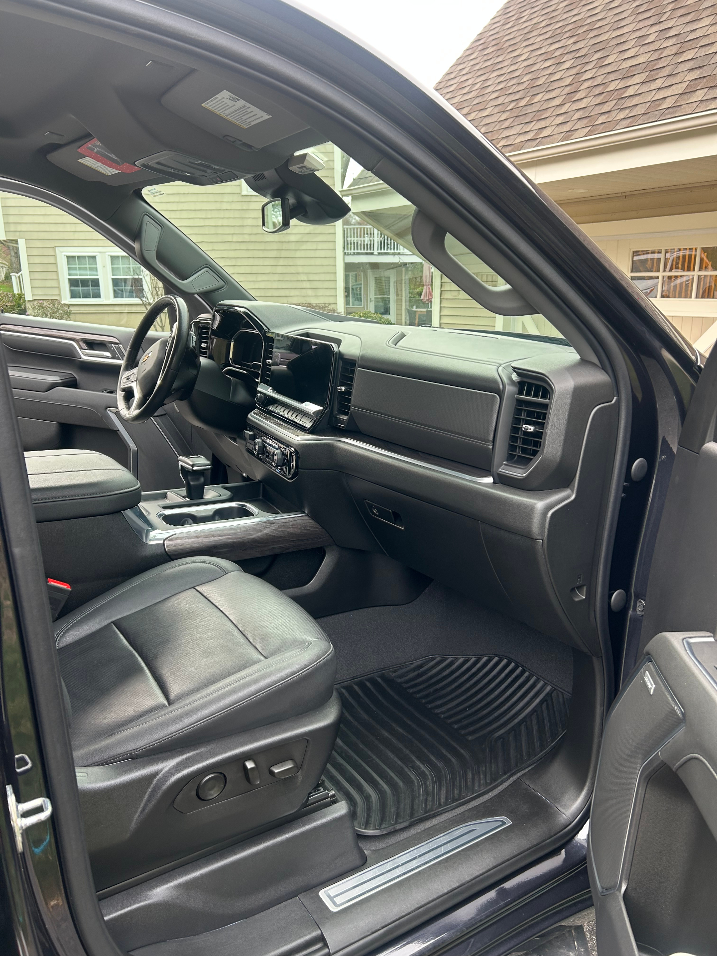 Clean Chevrolet Silverado interior after detailing